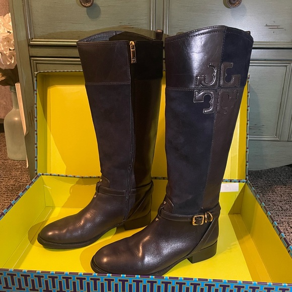 Tory Burch Shoes Tory Burch Lizzie Riding Boot Size 85 Navy Leather